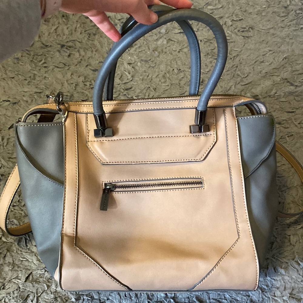 Danielle Nicole purse with shoulder strap
Taupe/dark gray 
Gently used